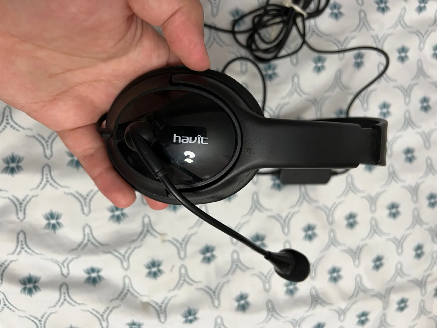 Havit Black Gaming Headset with Microphone image indicator(2)