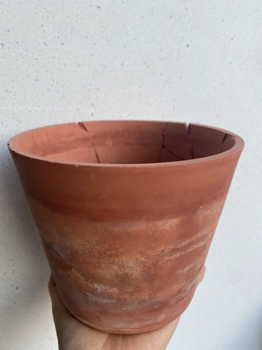 Cracked & Glued Terracotta Plant Pot🇨🇦 thumbnail