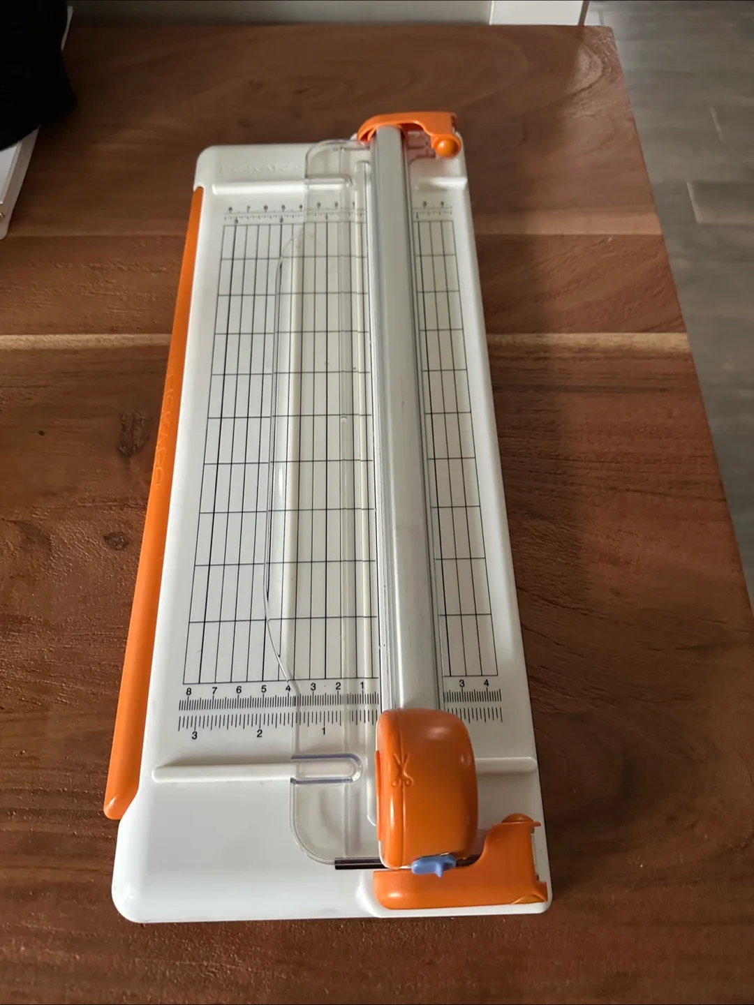 Fiskars Paper Trimmer thumbnail