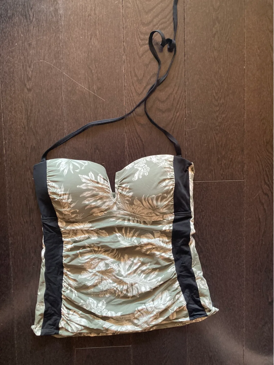 Skye Swim Top - Size Small thumbnail