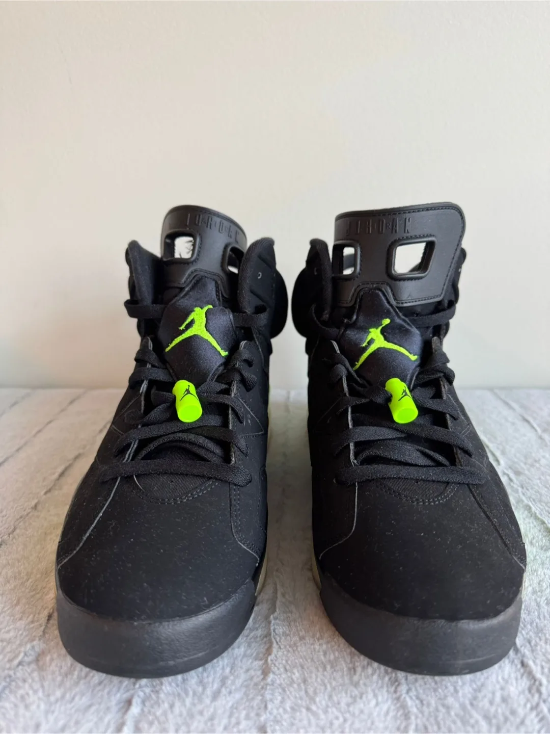 Air Jordan 6 Retro “Electric Green” – Size 11 – Limited Edition thumbnail