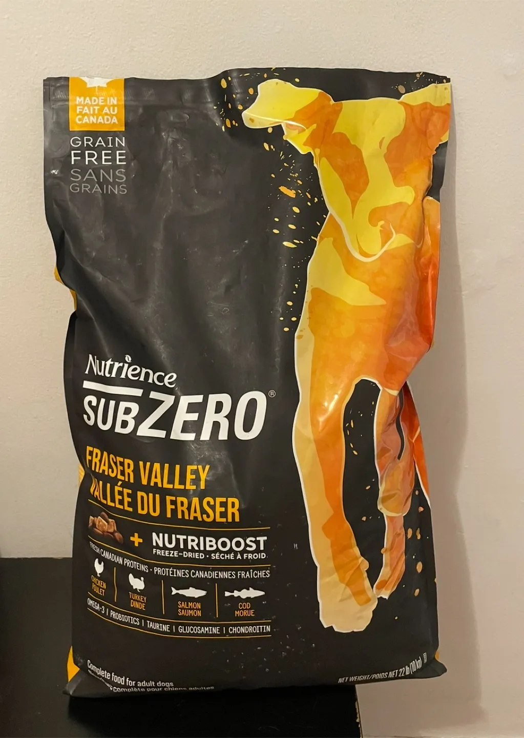 Nutrience 22lbs Dog Food thumbnail