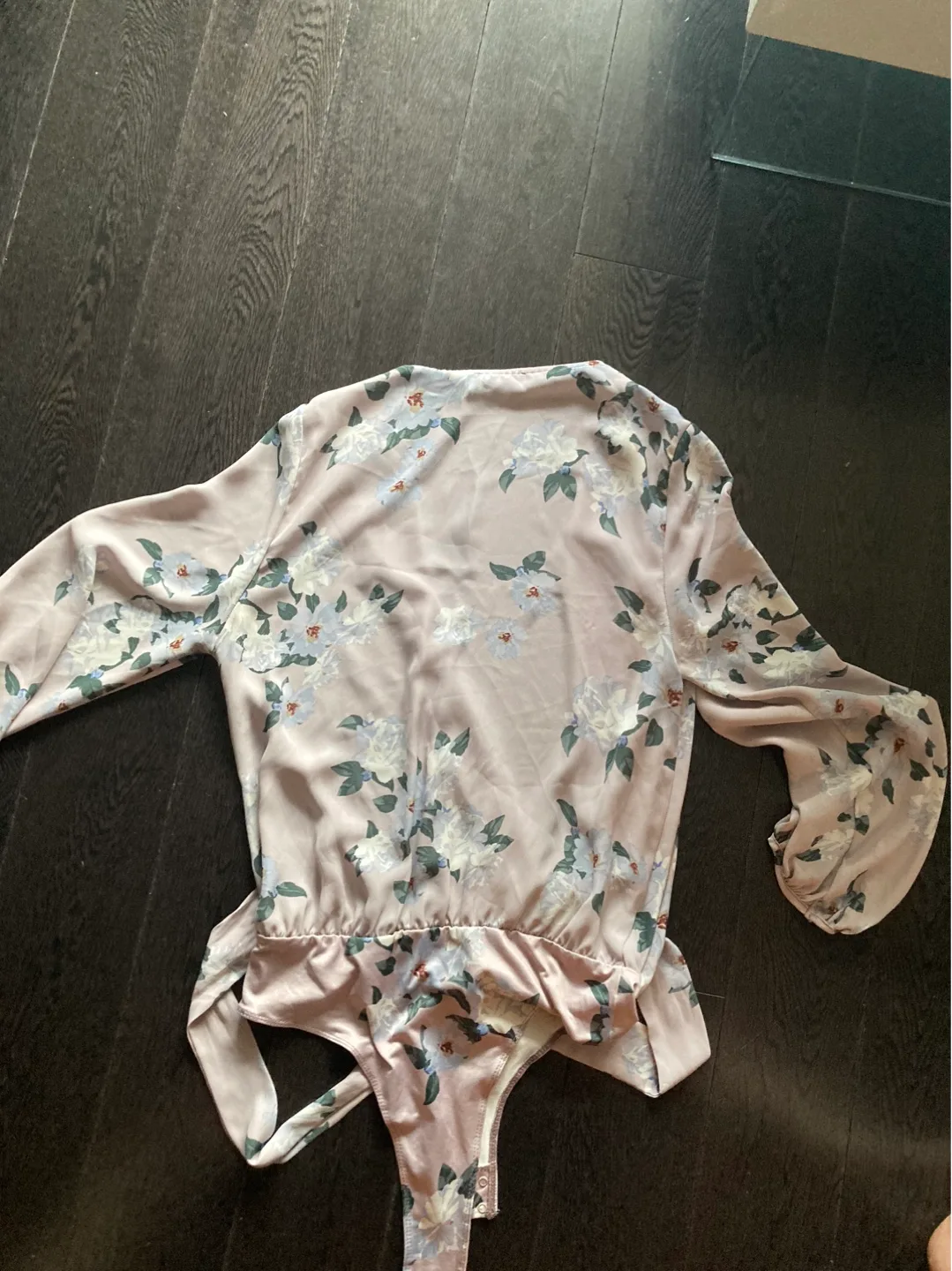 Dynamite Floral Bodysuit - Size P/S image indicator(3)