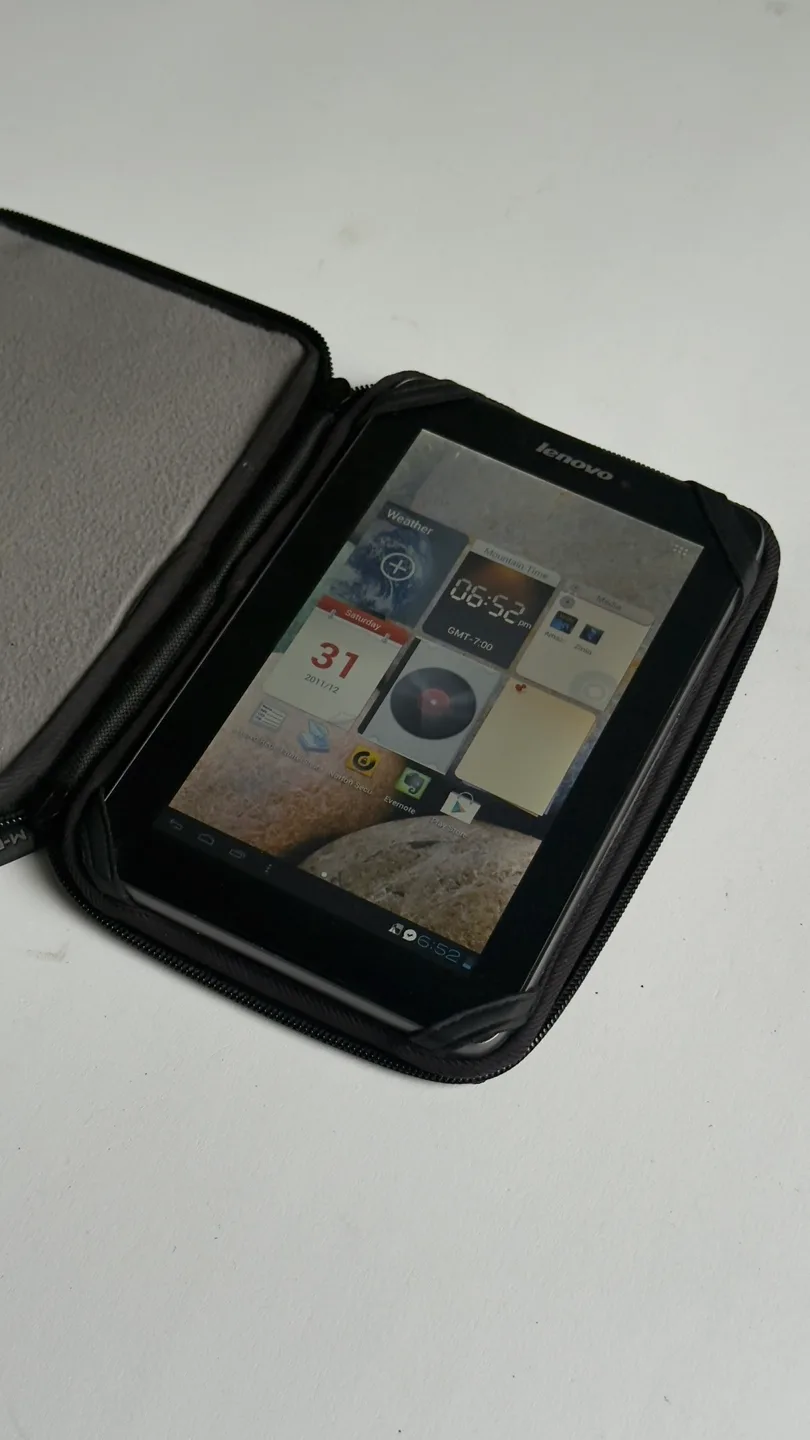 Lenovo Tablet thumbnail