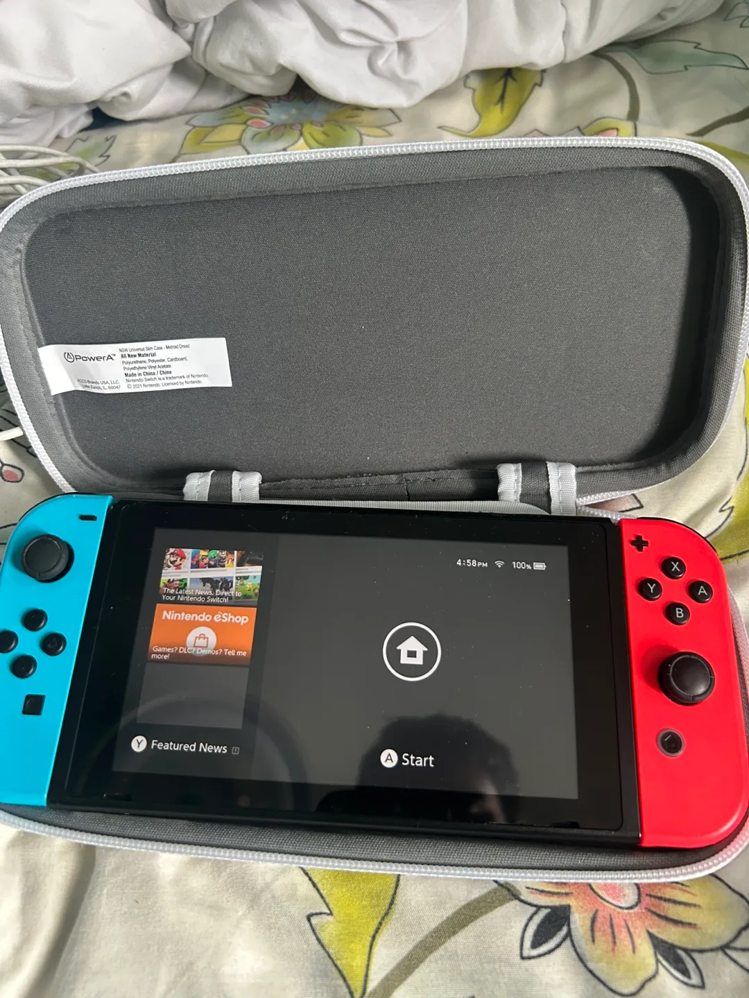 Nintendo Switch Console with Accessories image indicator(3)