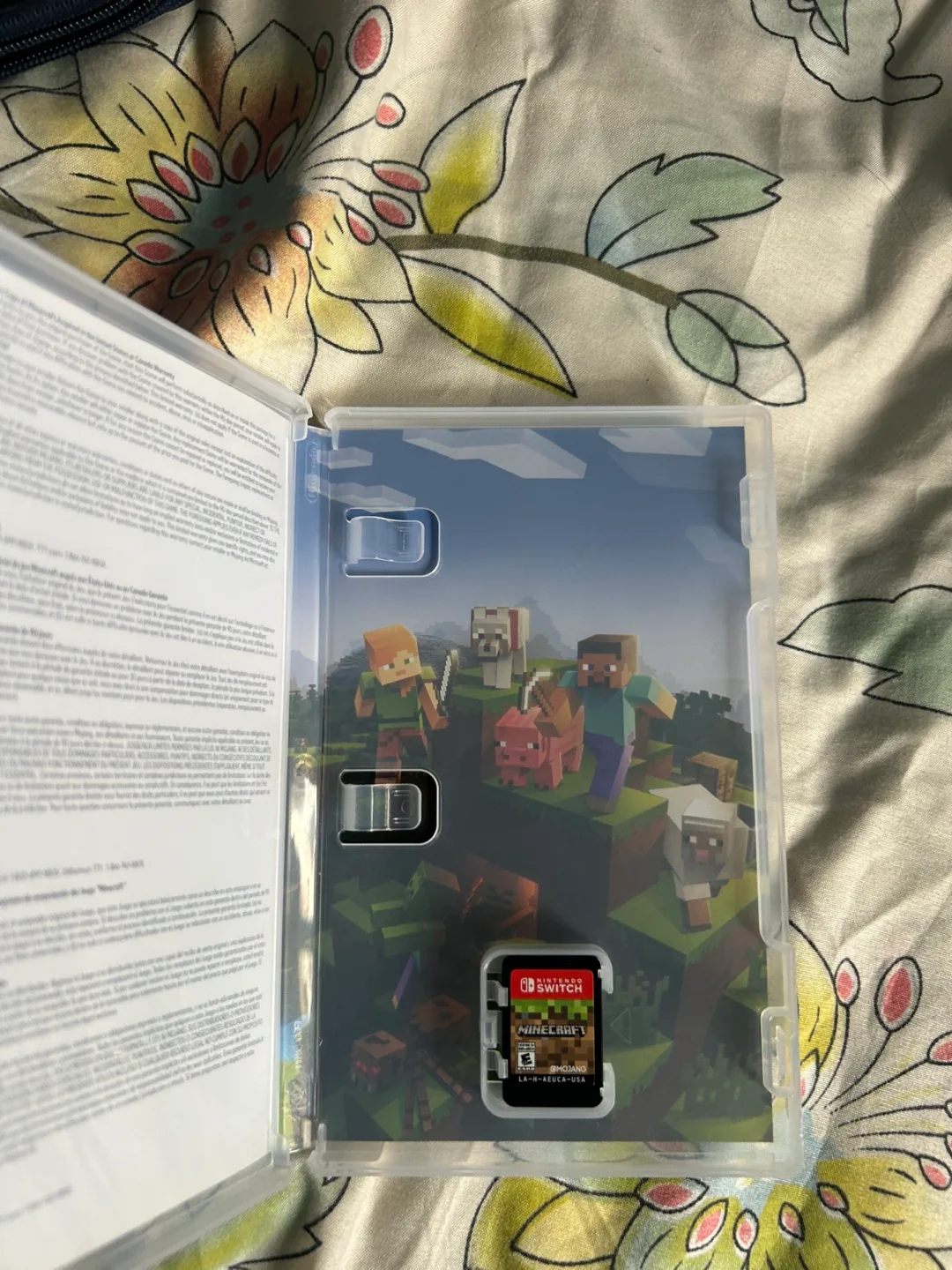 Nintendo Switch Console with Accessories image indicator(7)