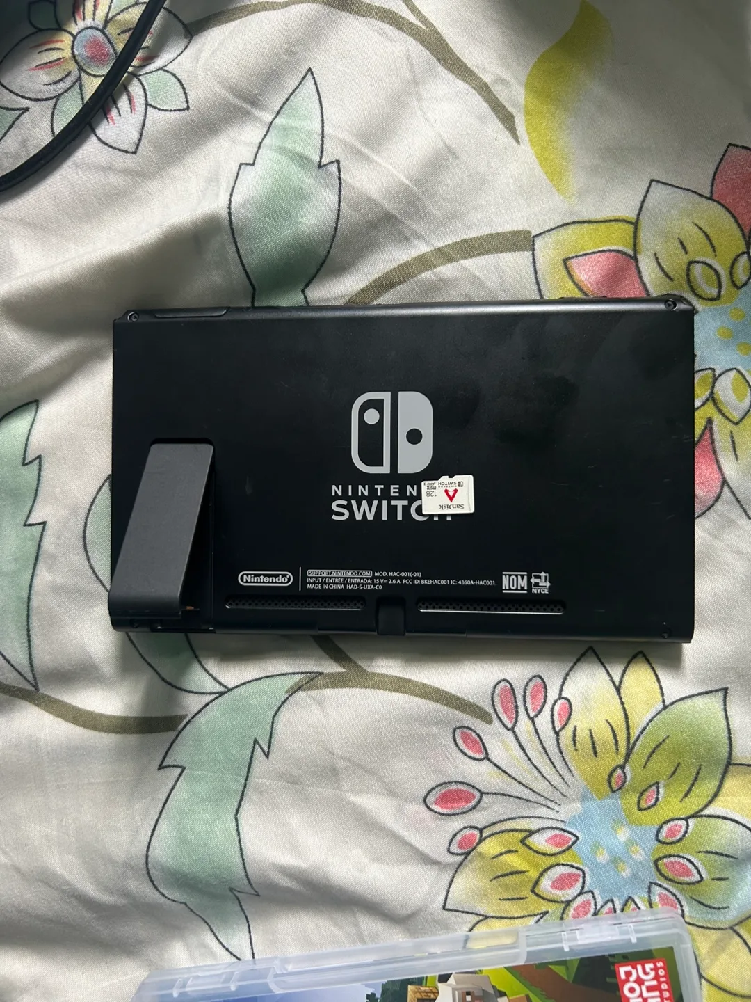 Nintendo Switch Console with Accessories image indicator(8)