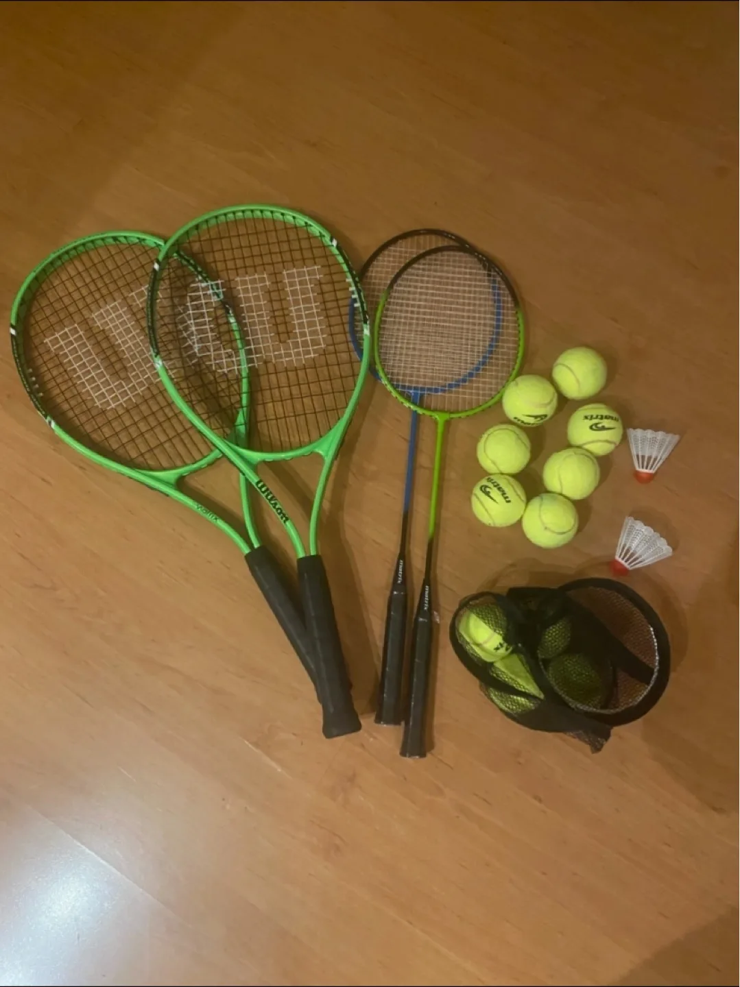 Wilson Tactical Alloy Tennis Rackets and Balls Set thumbnail
