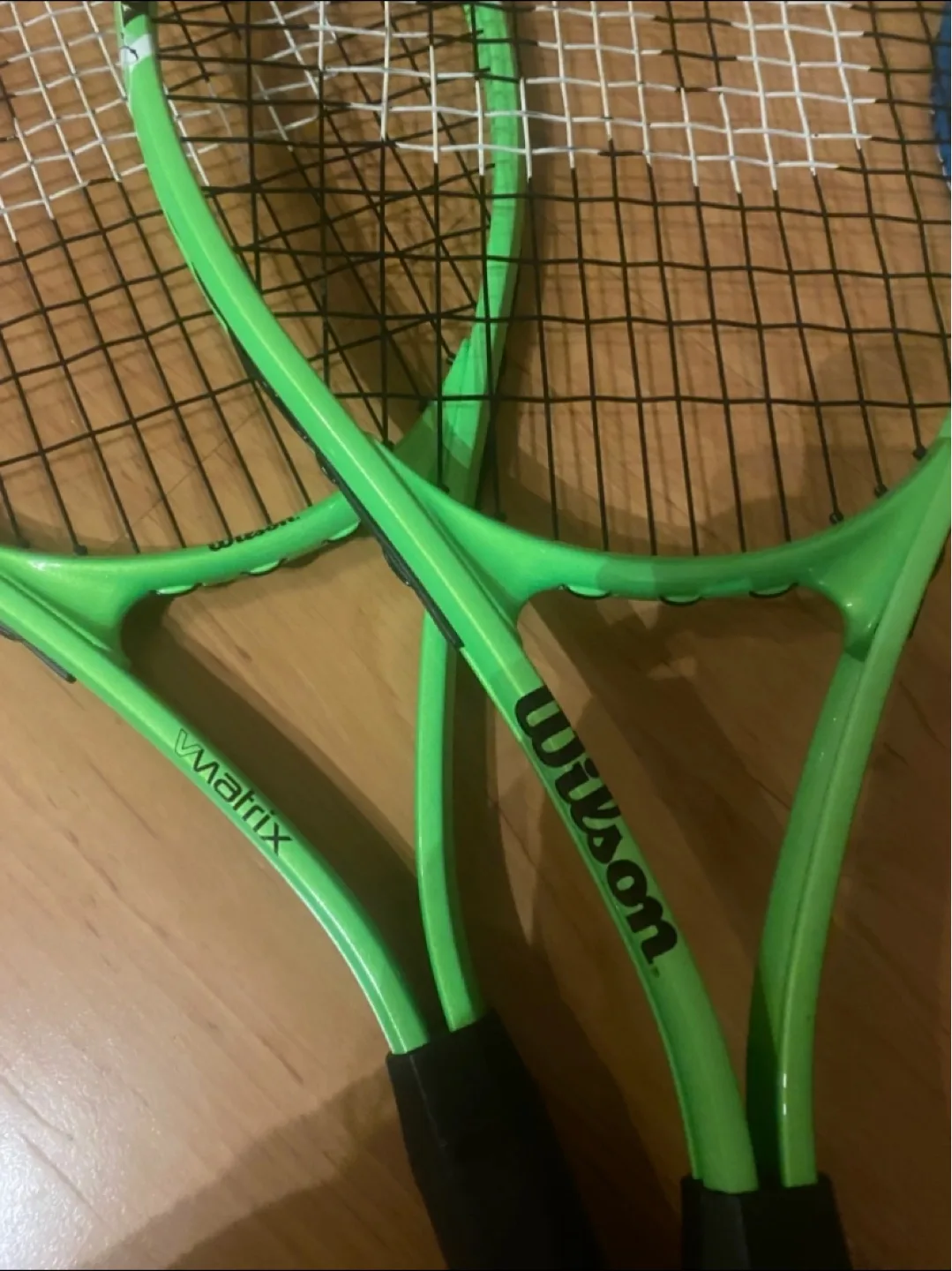 Wilson Tactical Alloy Tennis Rackets and Balls Set image indicator(2)