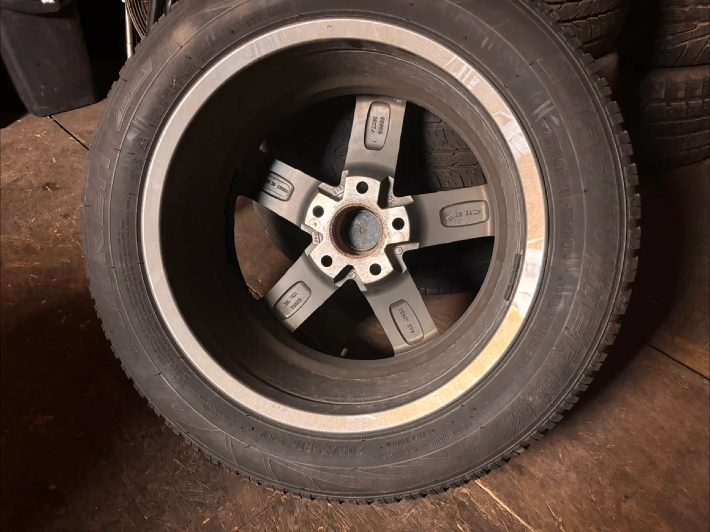 Falken Eurowinter HS449 Tires on Alloy Rims image indicator(2)