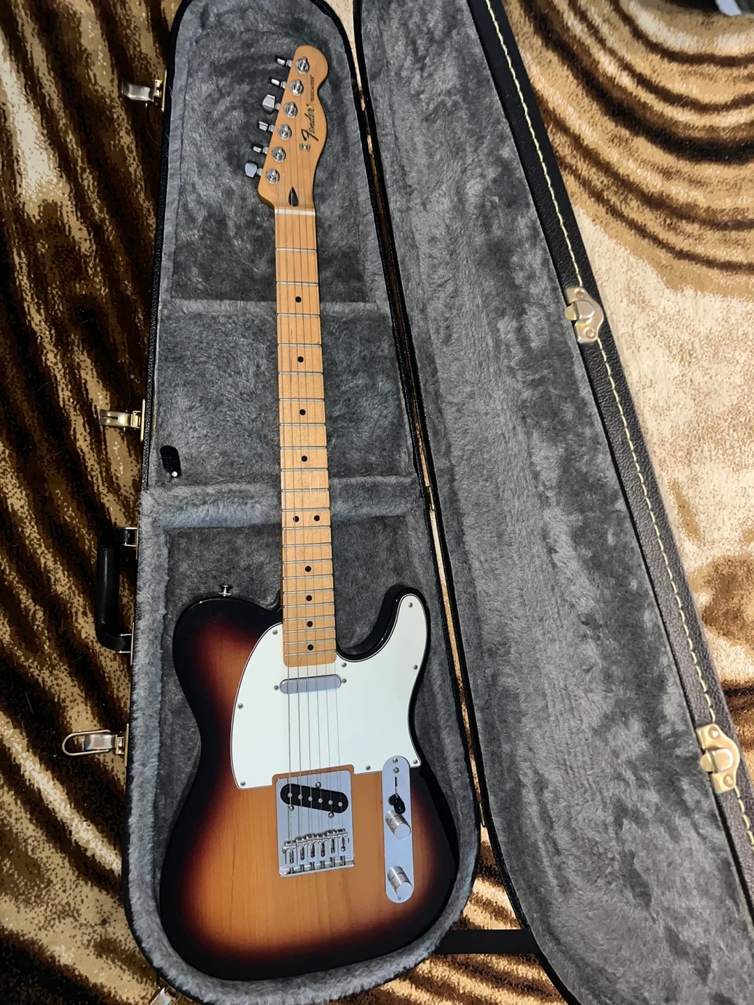 Fender Telecaster Electric Guitar w/ Case thumbnail