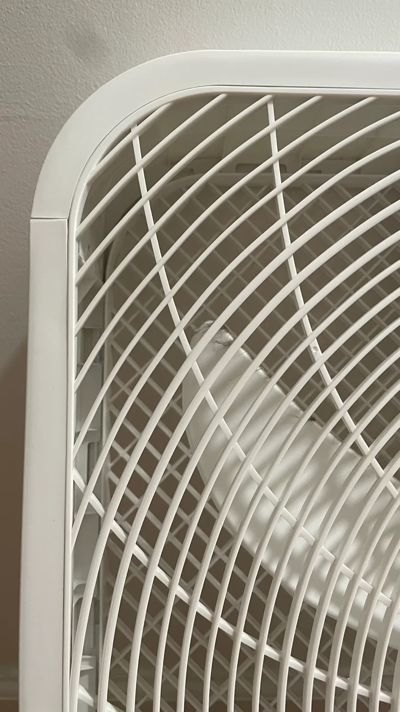 Hurricane Box Fan - White image indicator(4)