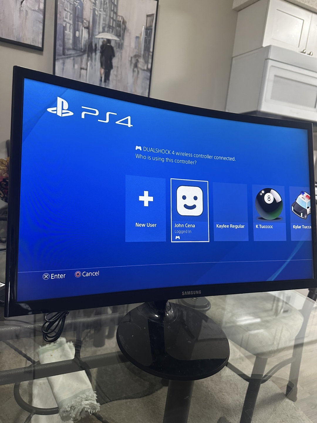Samsung 24” Curved LED Gaming Monitor– Excellent Condition - photo 3