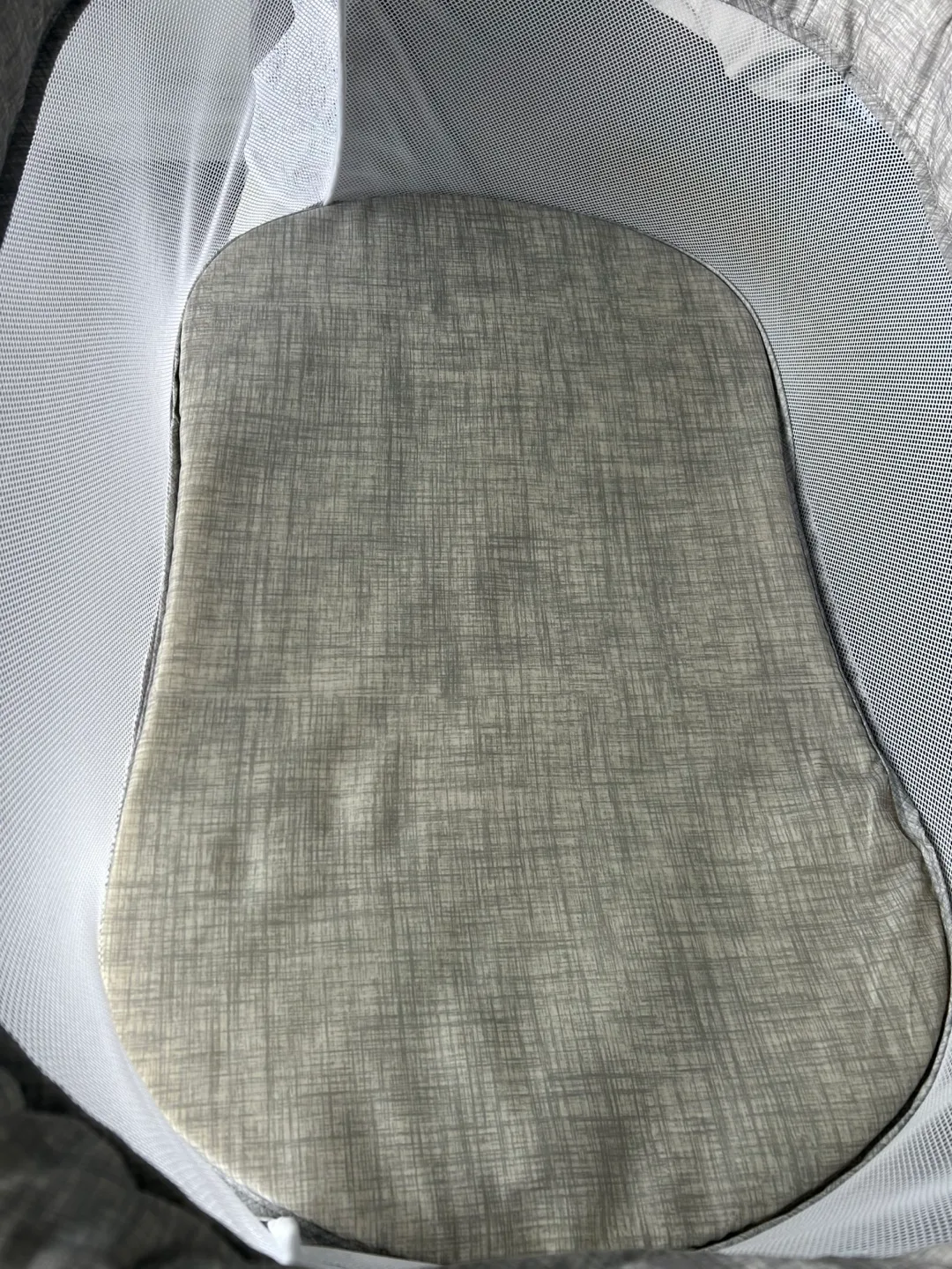 Halo Bassinet + Halo Sheet Cover & Portable Bag Cover image indicator(7)