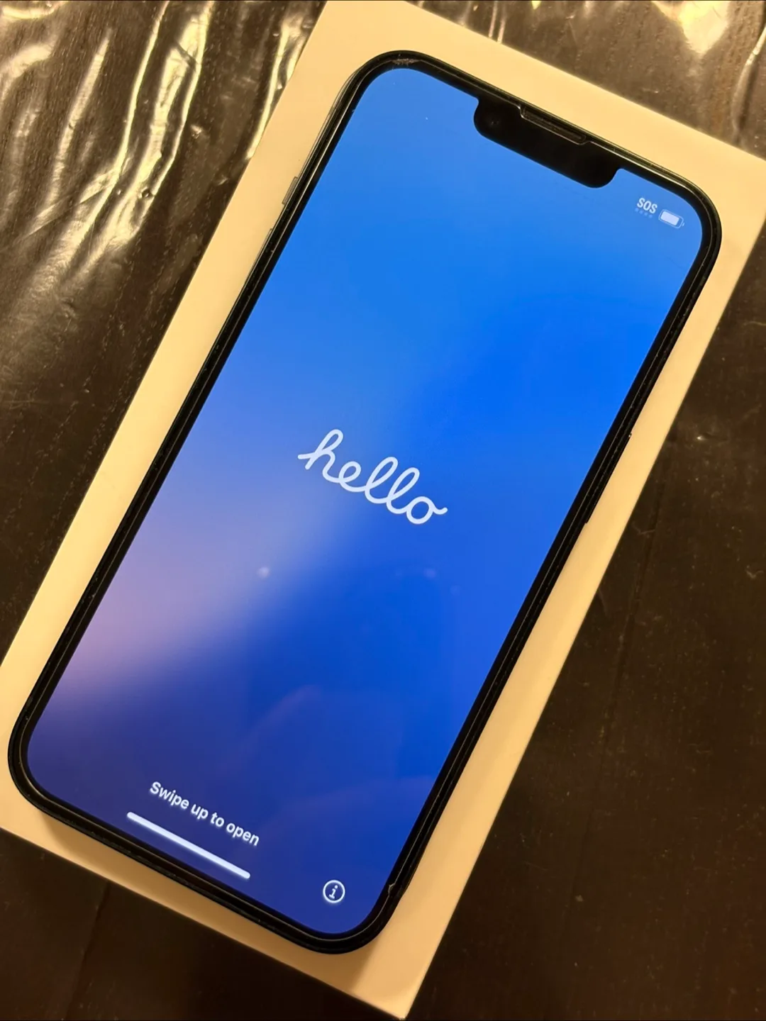 iPhone 14 256GB in Very Good Condition image indicator(4)