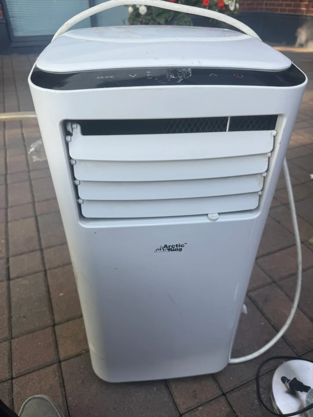 Arctic King Portable Air Conditioner thumbnail