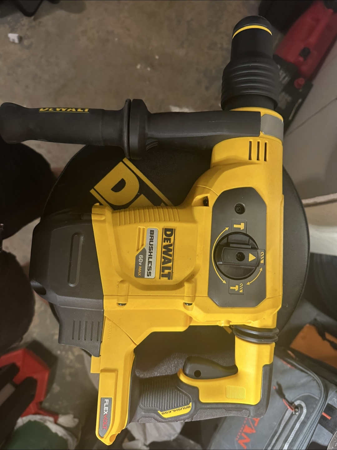 DeWalt 60V MAX Brushless Hammer Drill - Yellow - photo 4