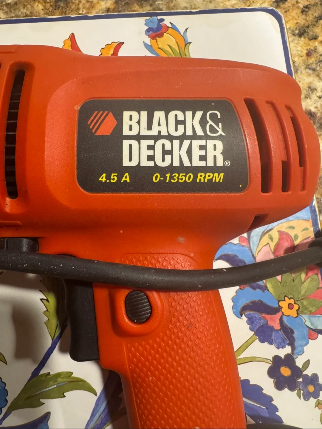 Black & Decker DR200 Drill - 4.5A, 0-1350 RPM thumbnail