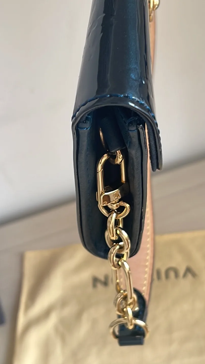 Louis Vuitton SUNSET BOULEVARD Vernis Chain Shoulder Bag image indicator(5)