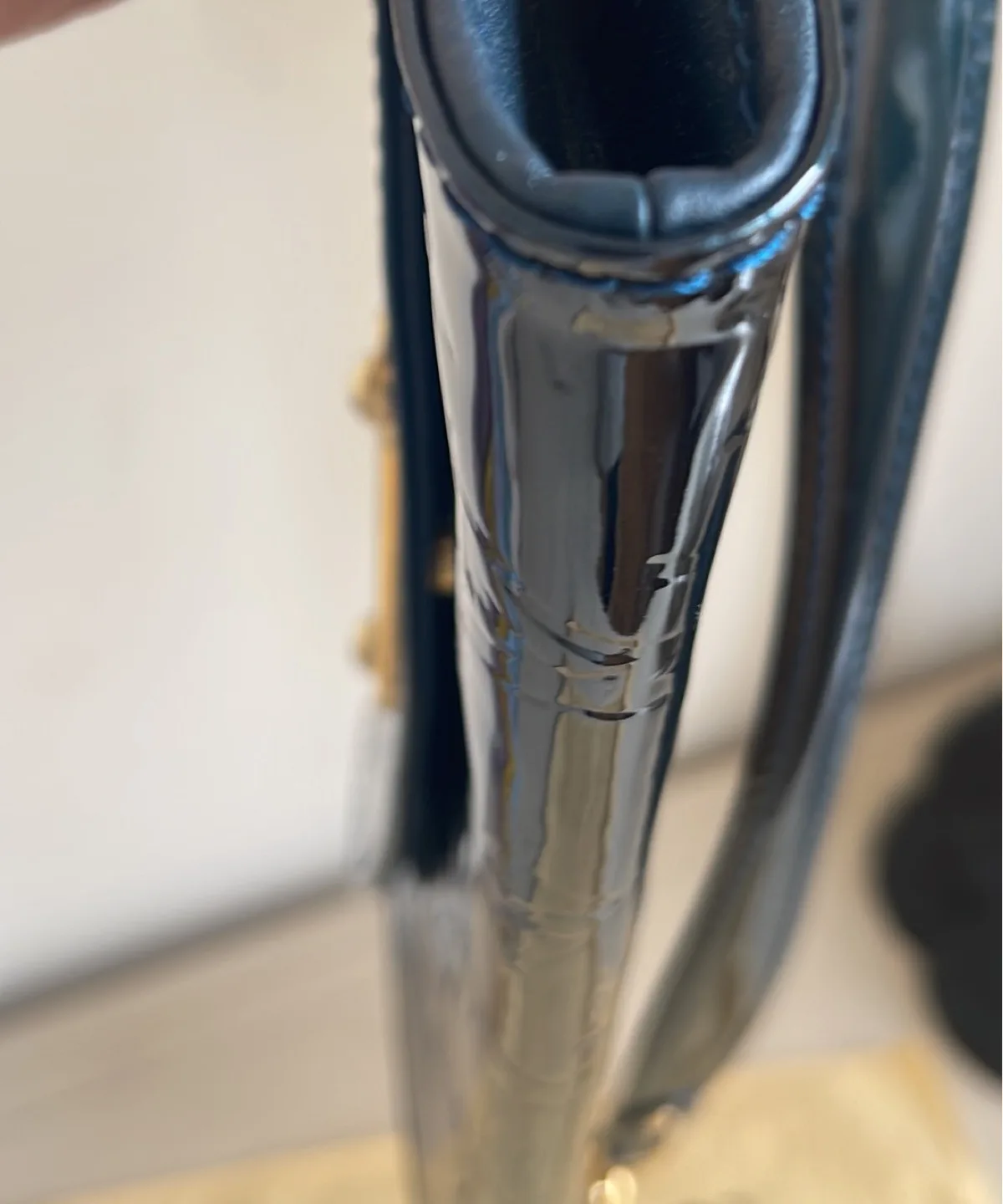 Louis Vuitton SUNSET BOULEVARD Vernis Chain Shoulder Bag image indicator(7)