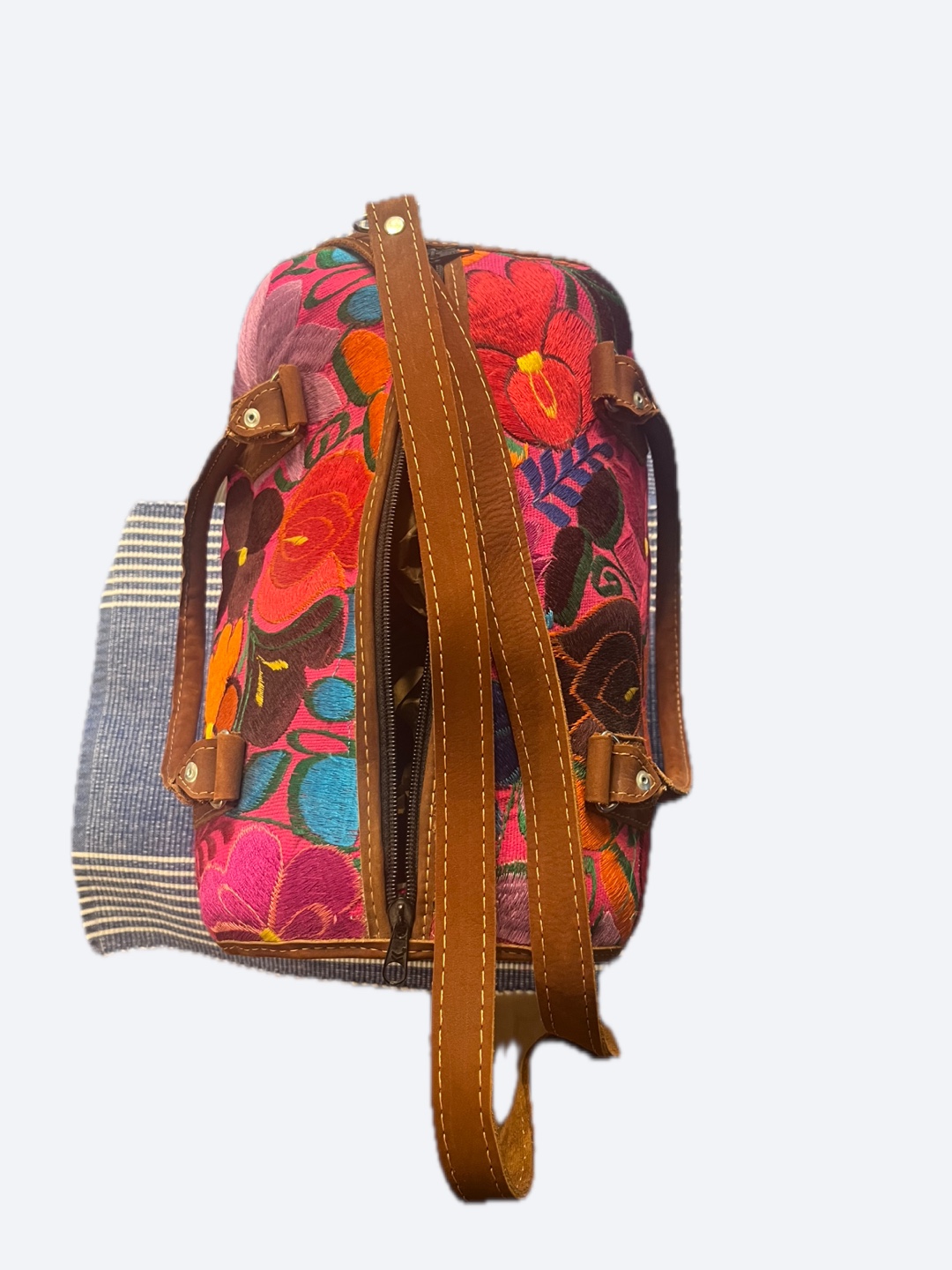 Handmade Floral Embroidered Handbag - photo 2