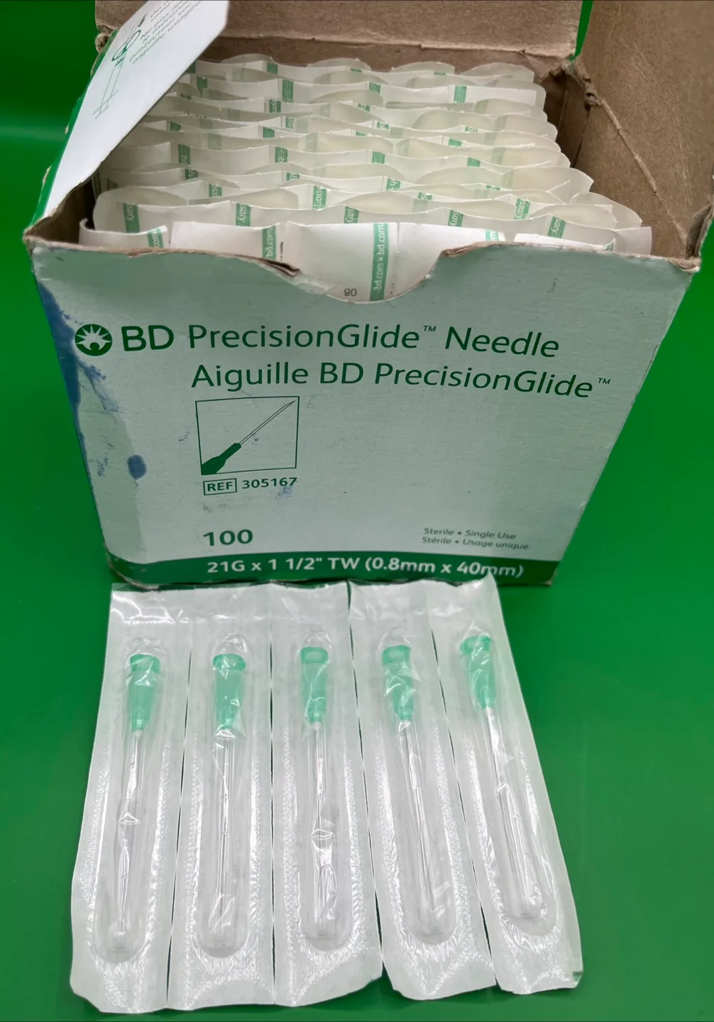 BD PrecisionGlide Needles 21G x 1 1/2" (0.8mm x 40mm) thumbnail