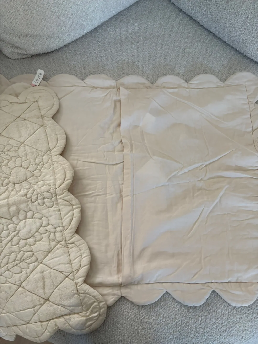 Bombay Company King Size Coverlet & 2 Standard Shams (cream) image indicator(2)