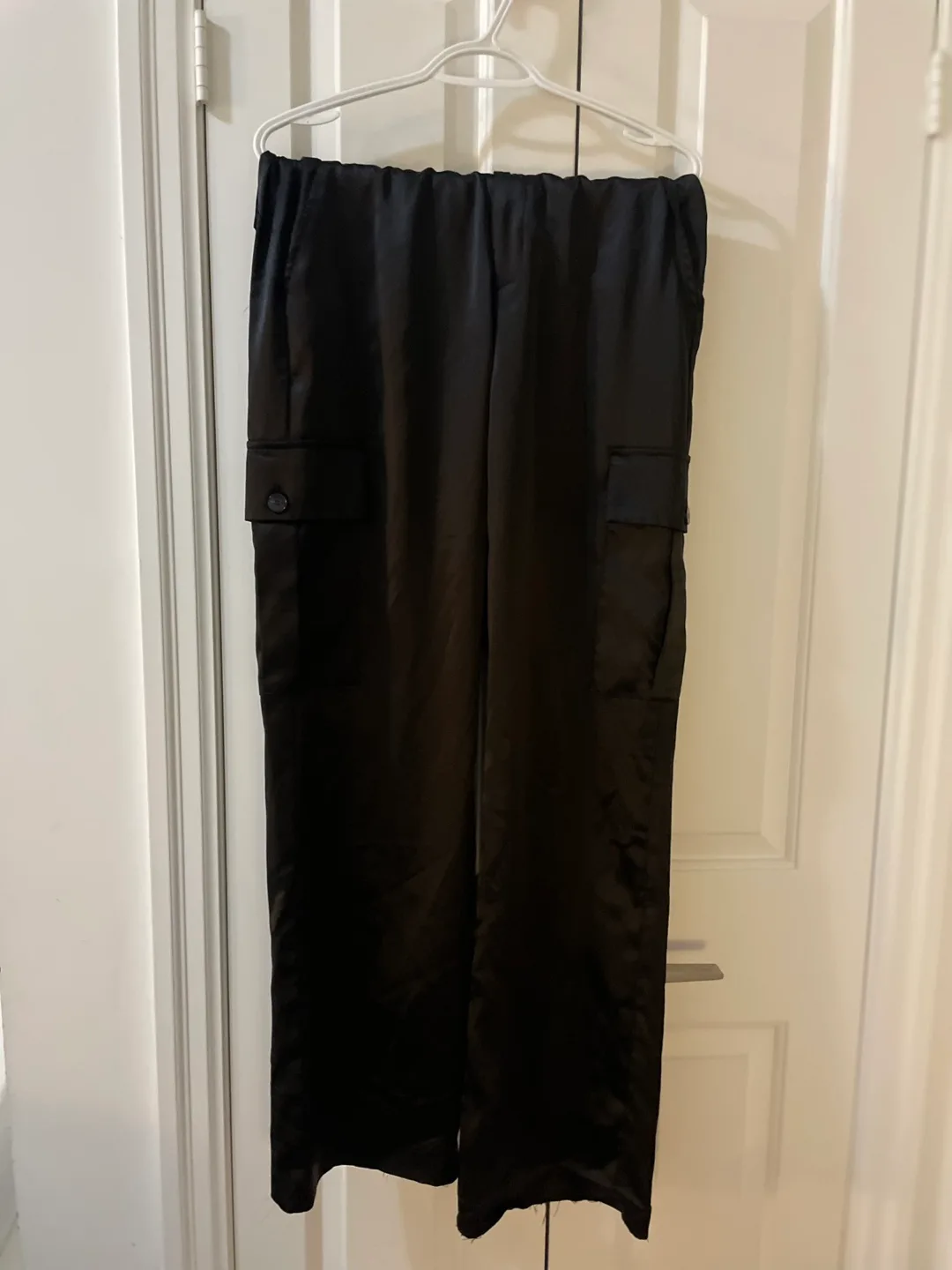 ZARA Black Cargo Pants - Size L thumbnail