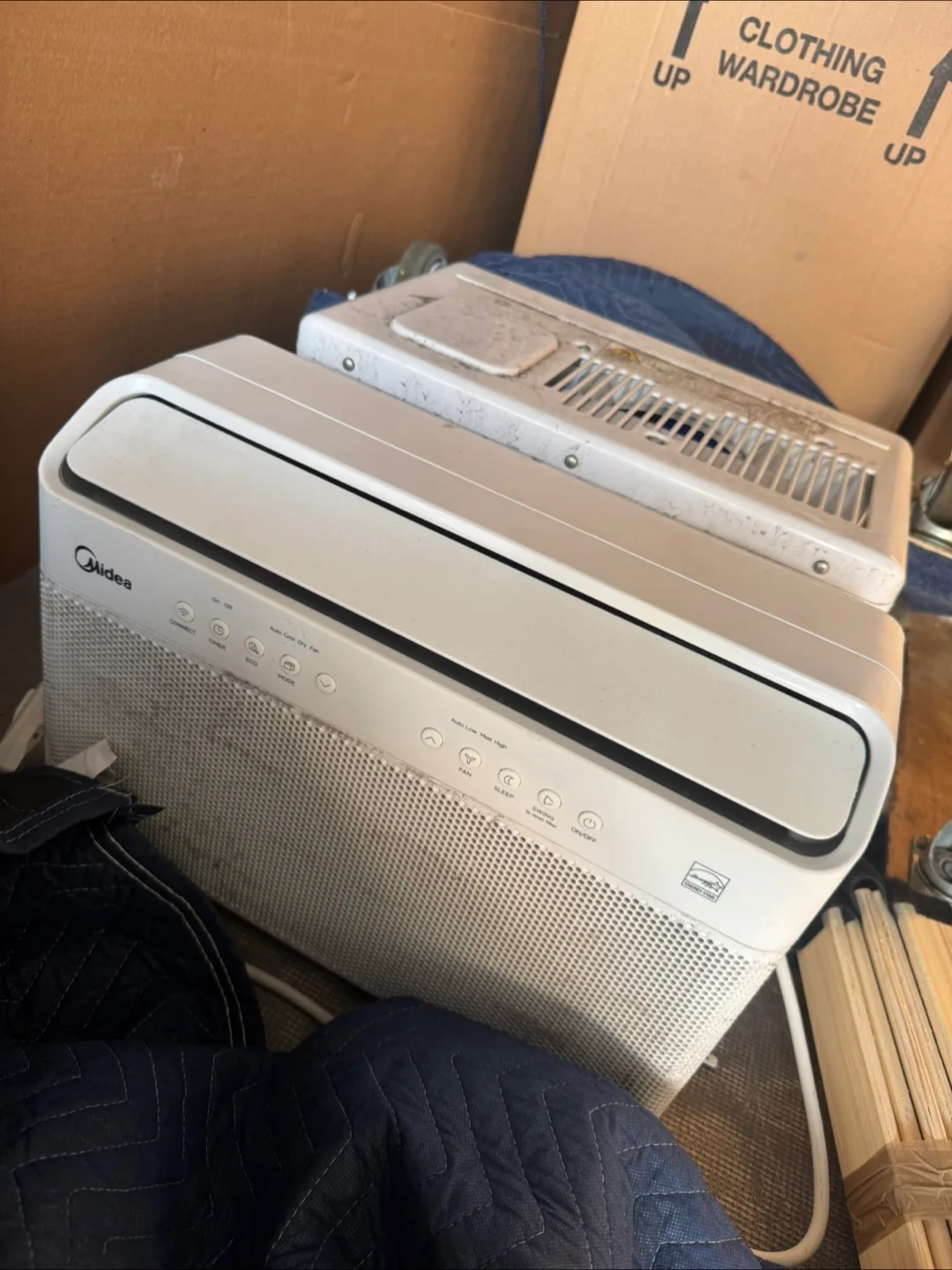 Midea 8000 BTU Window Air Conditioner thumbnail