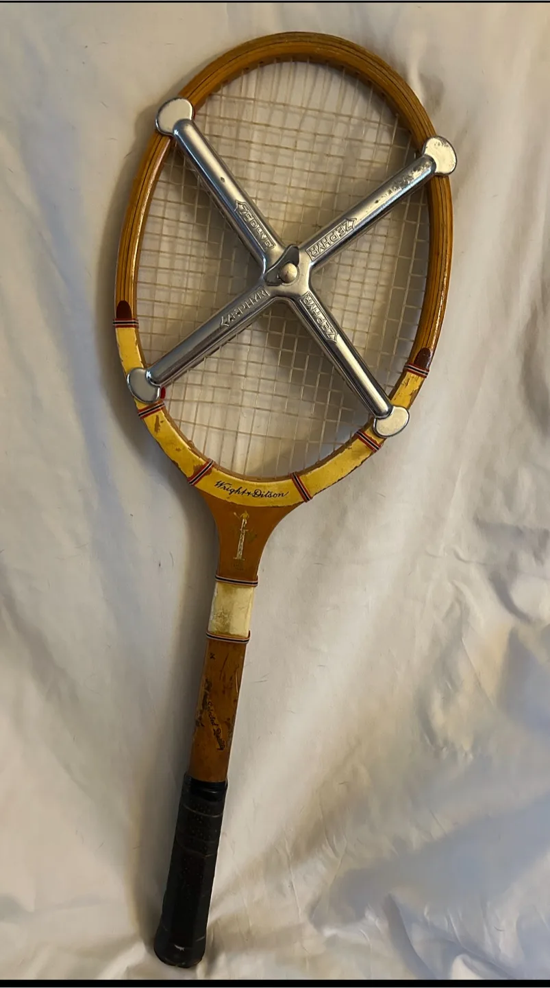 VINTAGE Wright & Ditson TROPHY Tennis Racquet image indicator(3)