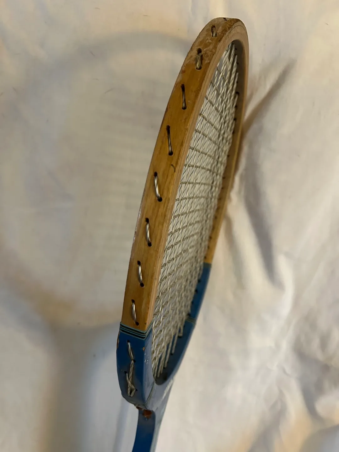 VINTAGE Wright & Ditson TROPHY Tennis Racquet image indicator(5)