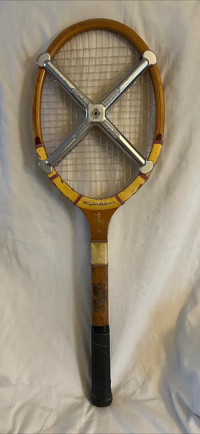 VINTAGE Wright & Ditson TROPHY Tennis Racquet image indicator(2)