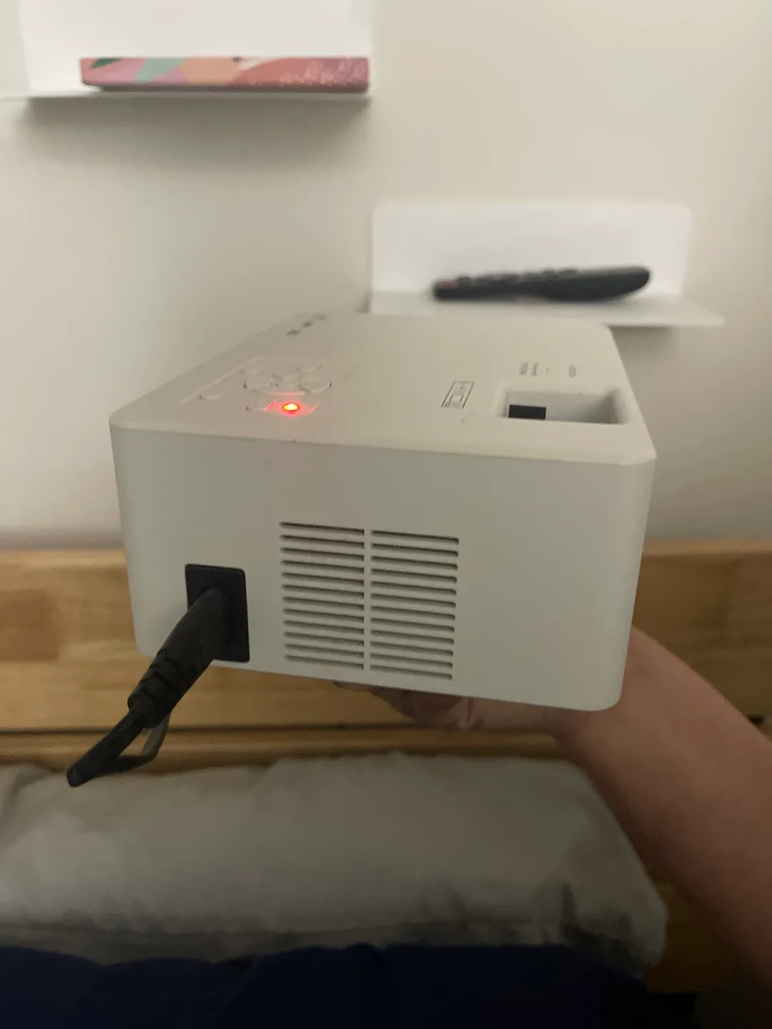 White Projector image indicator(4)