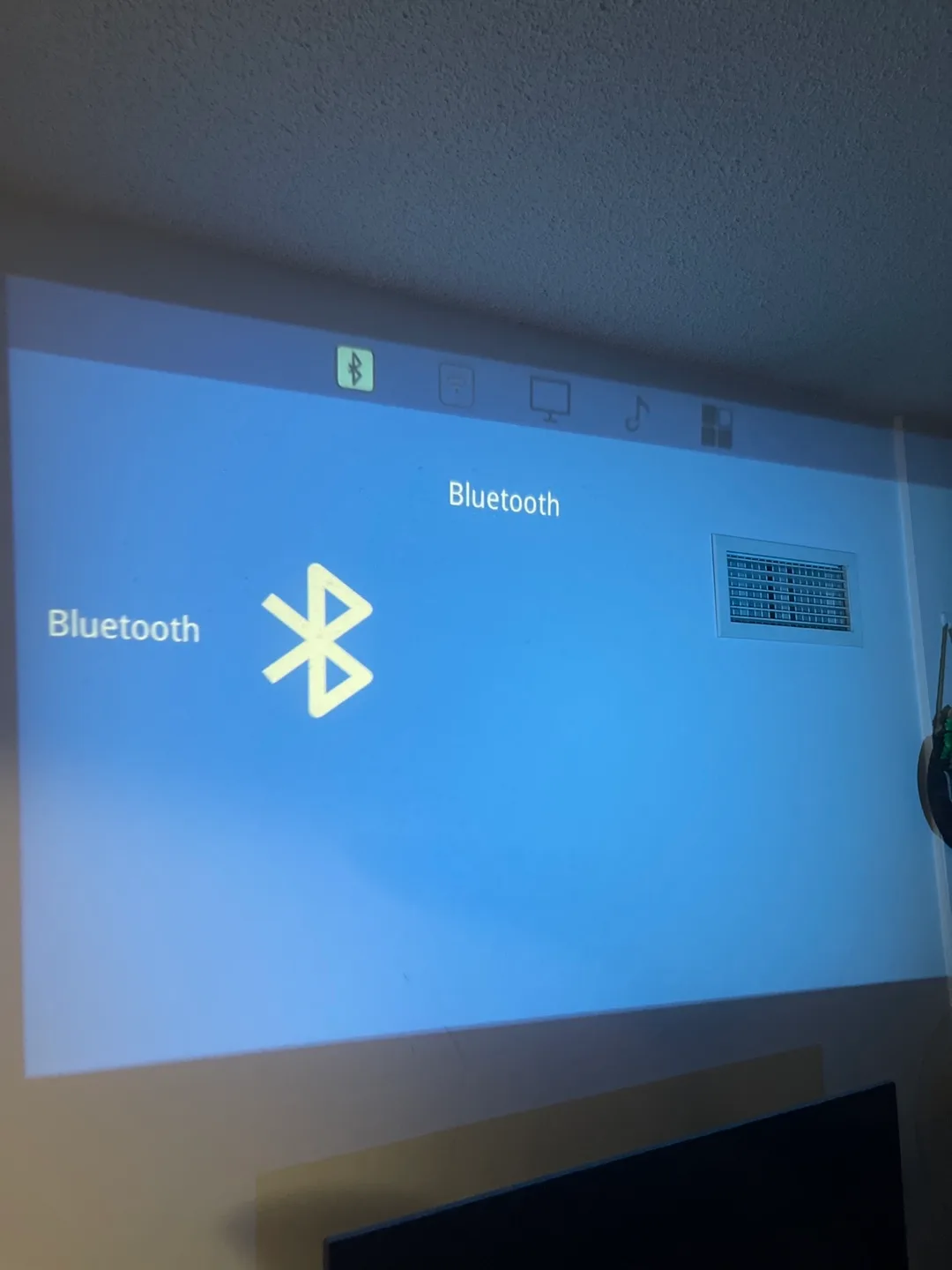 White Projector image indicator(8)