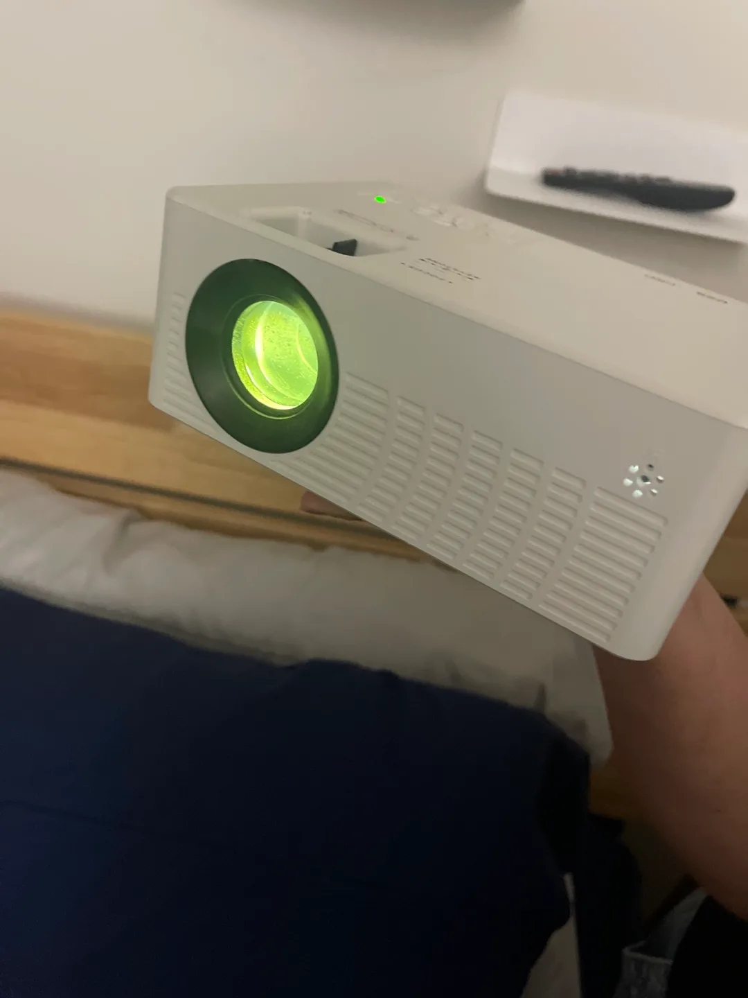 White Projector image indicator(7)