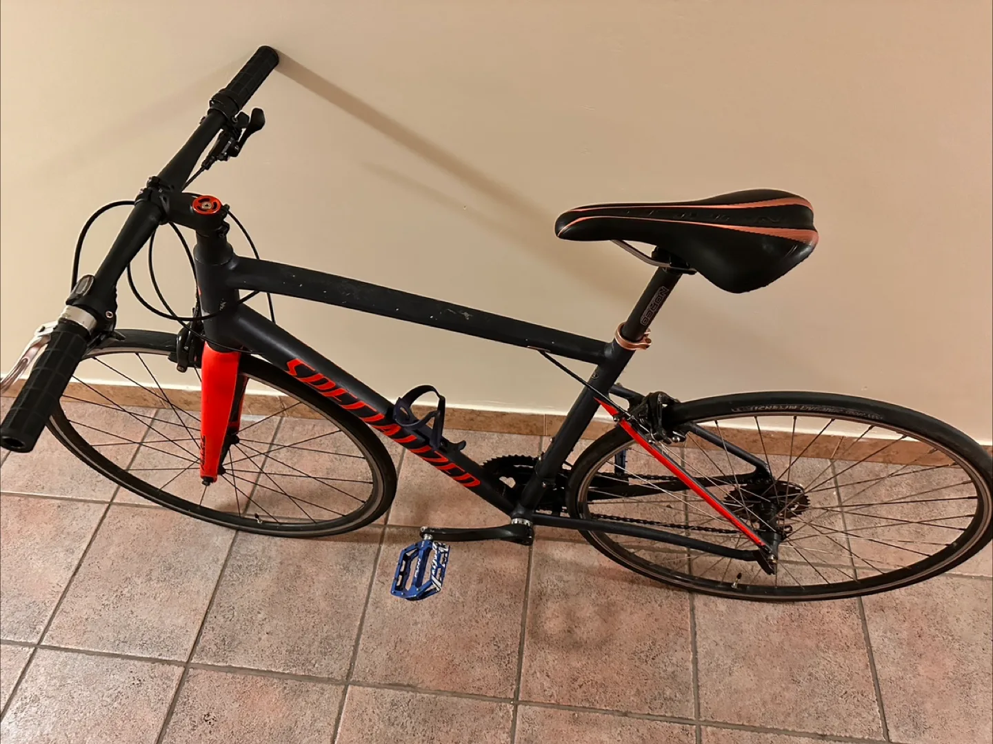 Specialized Allez Road Bike thumbnail