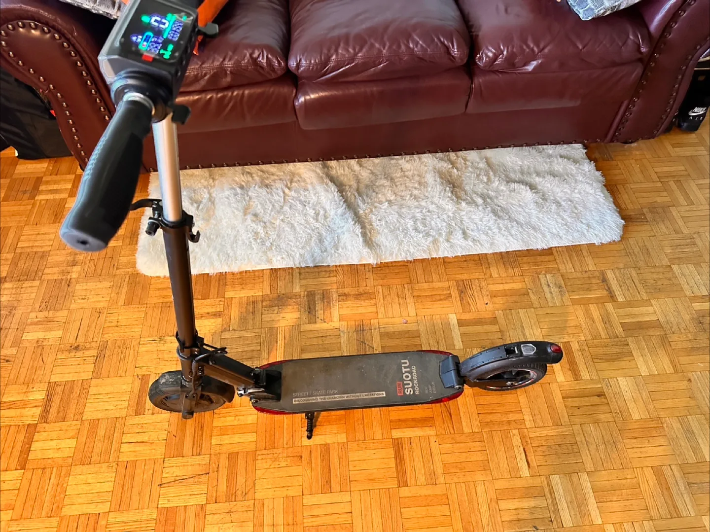 Suotu Rockroad Electric Scooter thumbnail