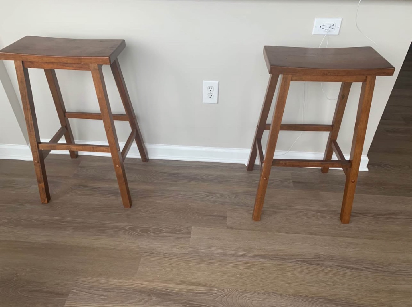 Set of 2 Saddle Seat Bar Stools, 29 inch - photo 5