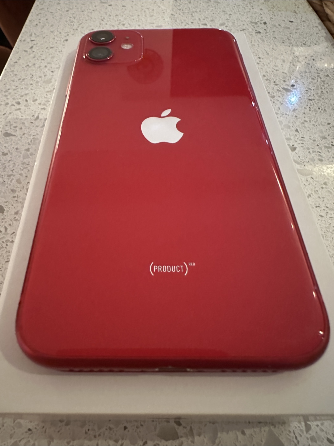 Apple iPhone 11 (PRODUCT) RED 64GB