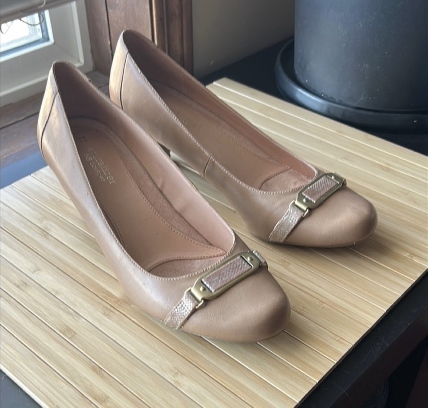 Naturalizer Leather Pumps - Size 9.5
