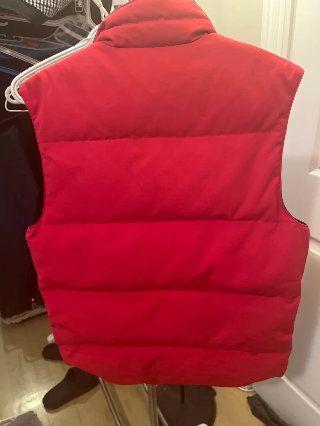 New Canada Goose Vest - Red, Size S image indicator(5)