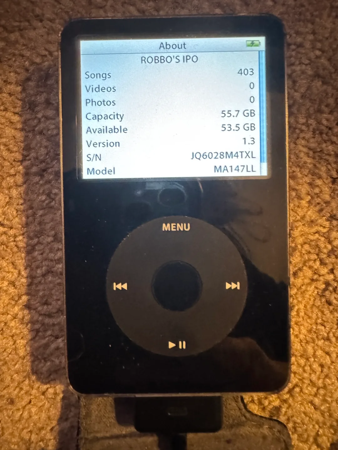 iPod Classic 60 GB with NeuElements Case thumbnail