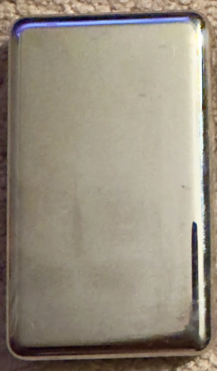 iPod Classic 60 GB with NeuElements Case image indicator(7)