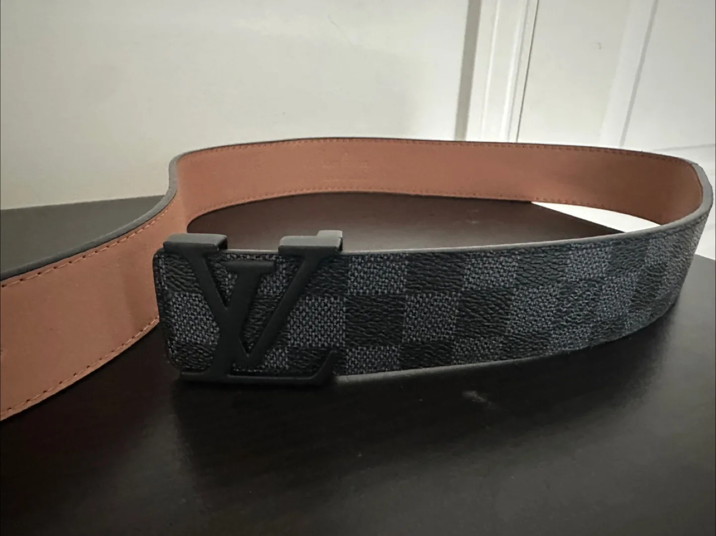 Louis Vuitton black belt image indicator(3)