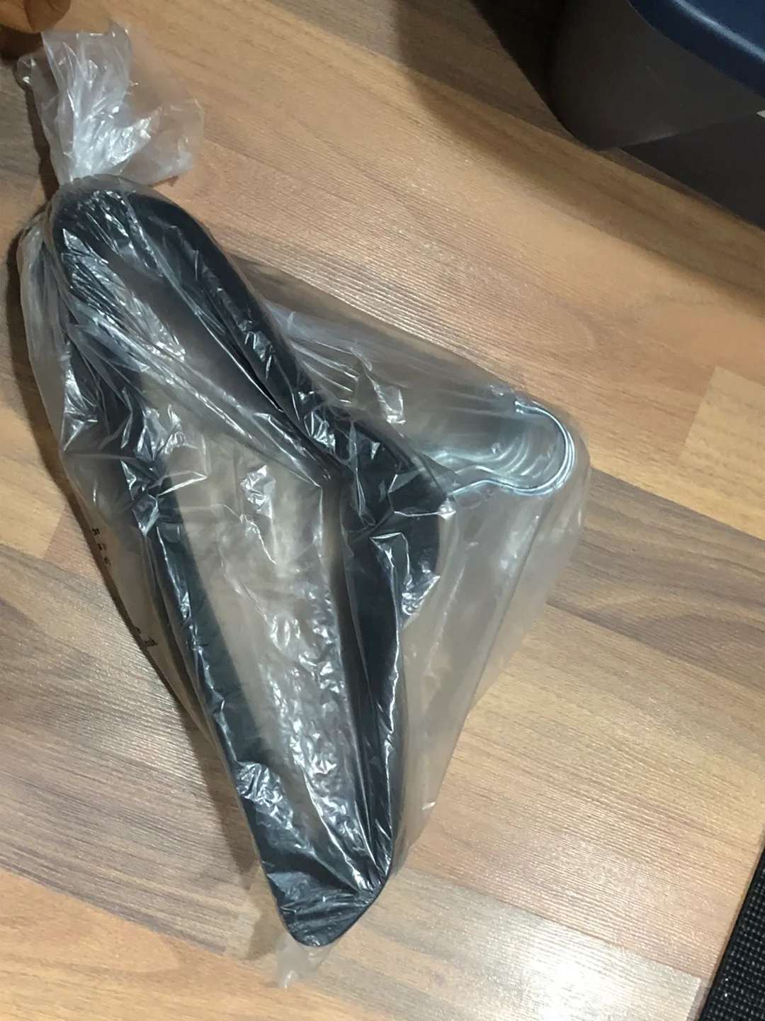24 Fabric Clothes Hangers, NIB 🇨🇦 thumbnail