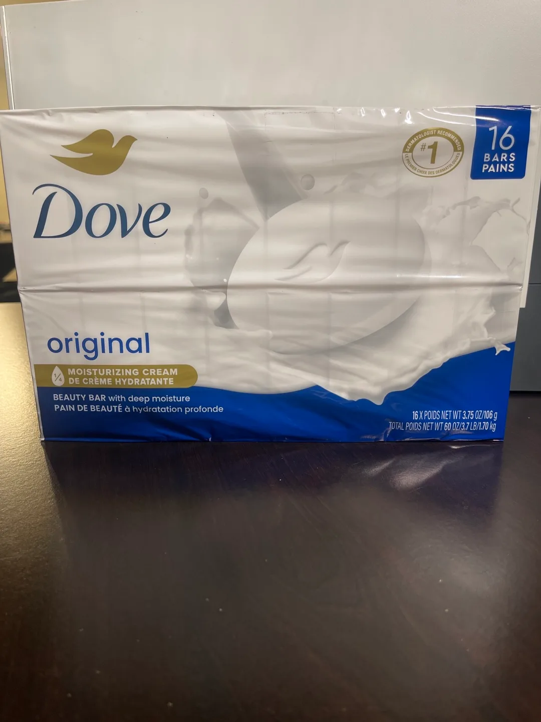 Dove Original Moisturizing Cream Bar 16 X 106 g.  27 on Hand. image indicator(3)