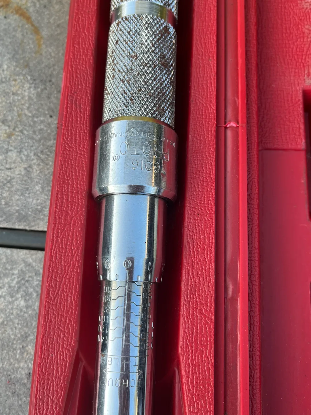 PROTO Torque Wrench with Case image indicator(4)