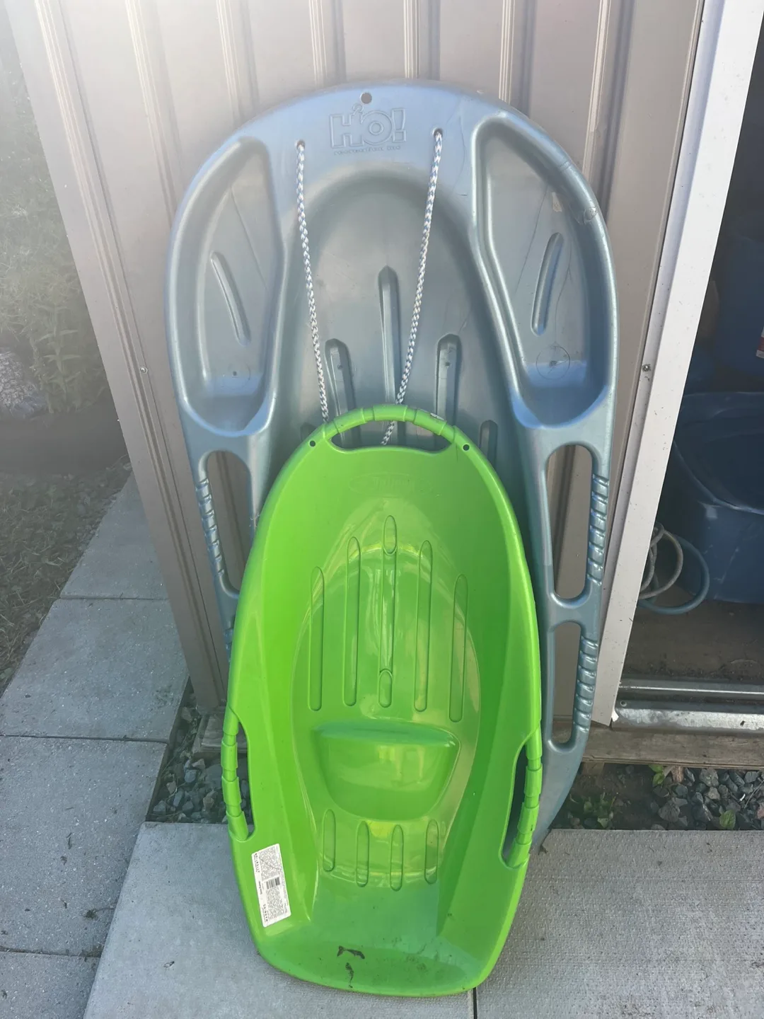 HO! sleds - 2 Sleds thumbnail