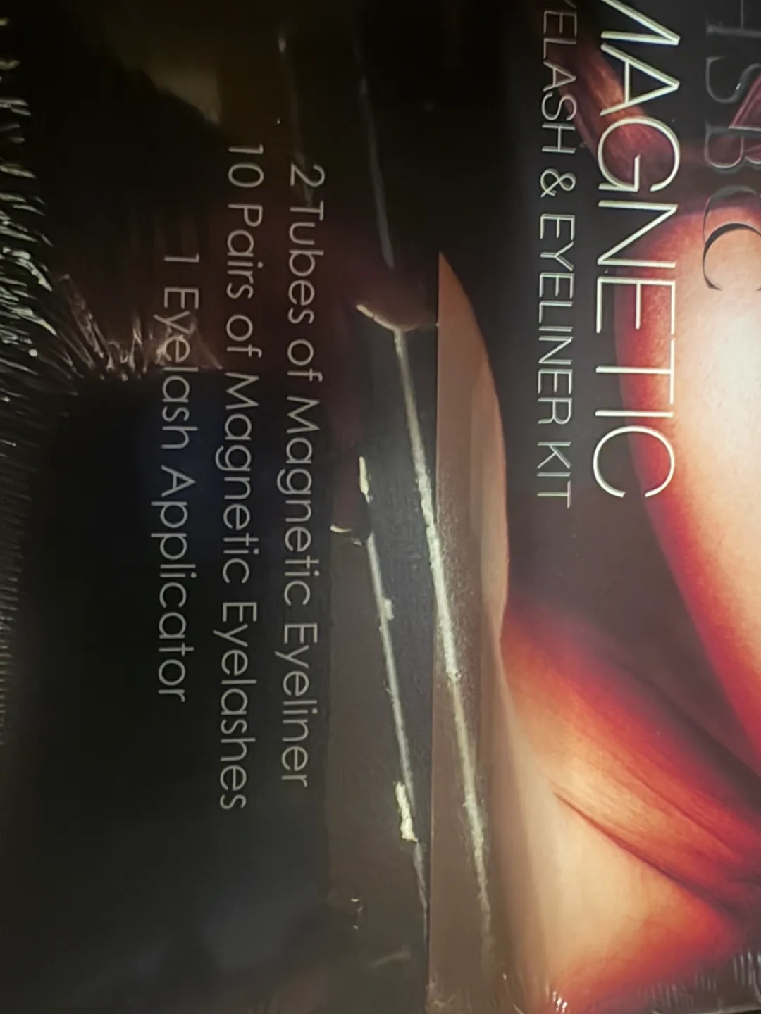 HSBC Magnetic Eyelash & Eyeliner Kit image indicator(3)