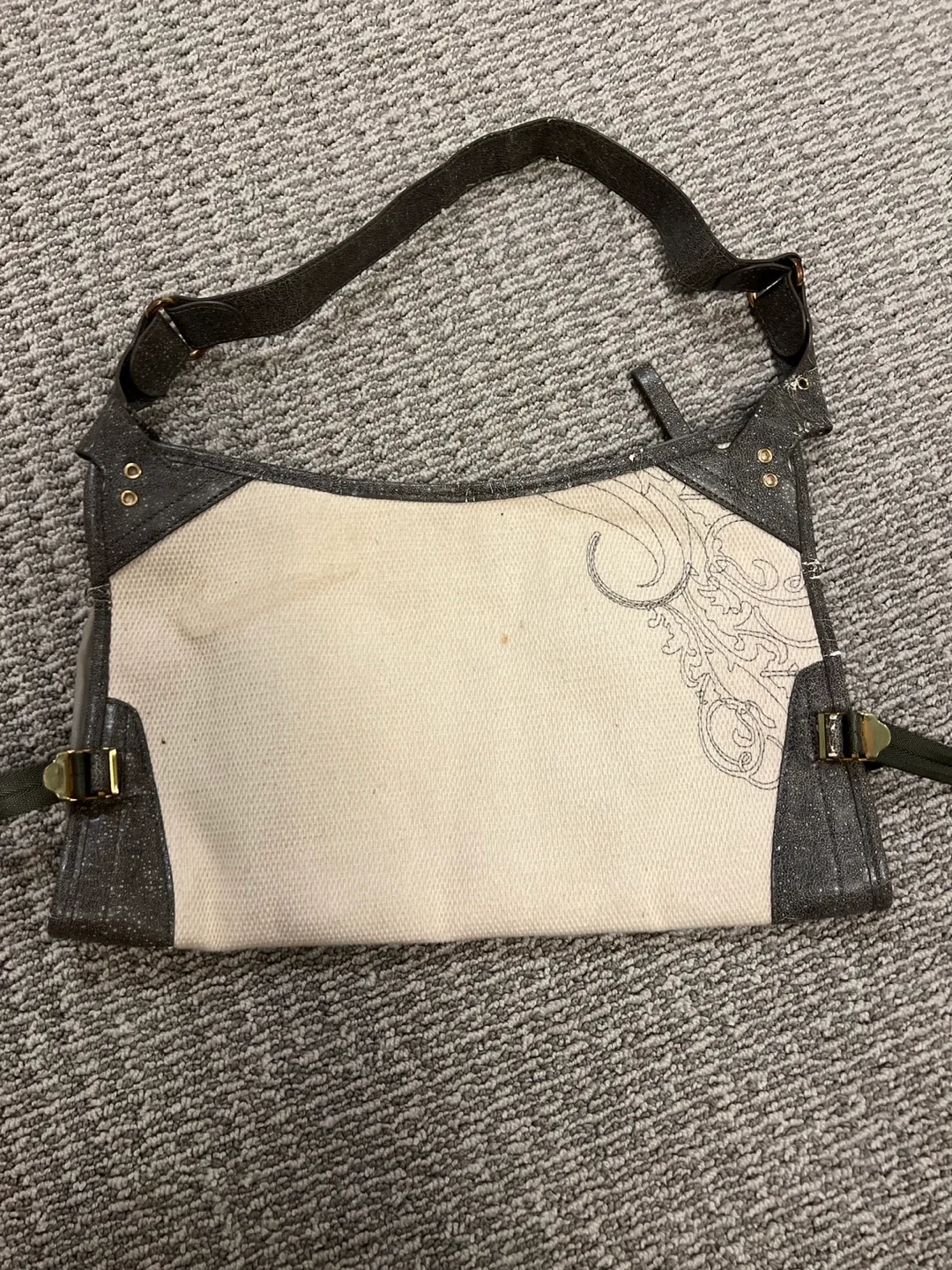 Nike shoulder bag thumbnail